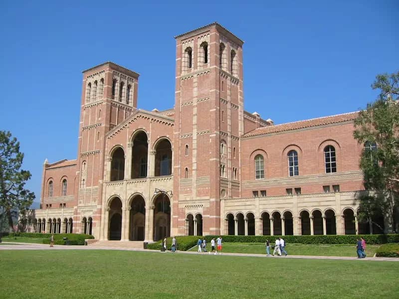 University of California-Los Angeles campus — Royce Hall, University of California, Los Angeles (23-09-2003)